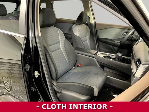 Certified 2023 Nissan Rogue SV FWD image 27