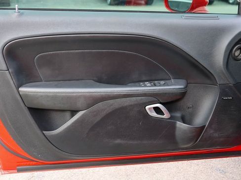 Used 2015 Dodge Challenger R/T Scat Pack image 11