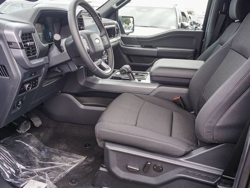 New 2026 Ford F150 XLT w/ Equipment Group 302A MID AWD/4WD image 17