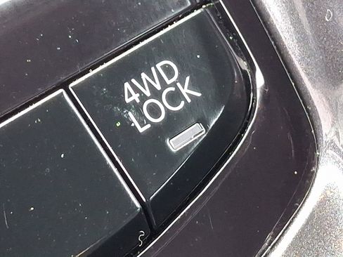 Used 2022 Jeep Compass Latitude w/ Convenience Group image 27