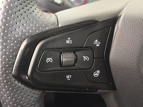Used 2023 Chevrolet TrailBlazer RS FWD image 32