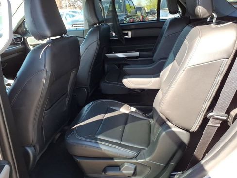 Certified 2023 Ford Explorer XLT w/ Equipment Group 202A AWD/4WD image 11