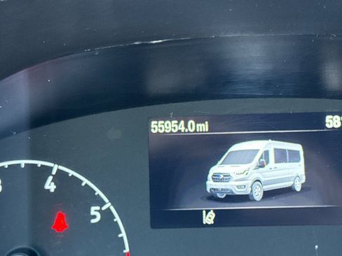 Used 2023 Ford Transit 350 XLT image 29