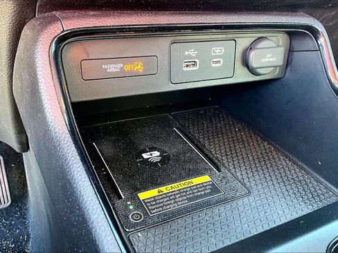 Used 2025 Honda CR-V EX-L image 32