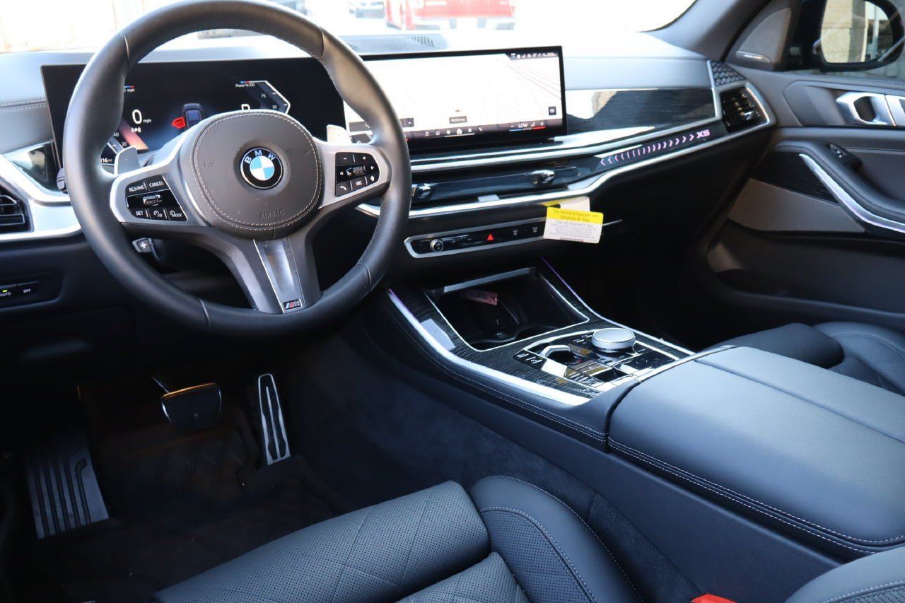Used 2026 BMW X5 xDrive40i w/ M Sport Package AWD/4WD image 5