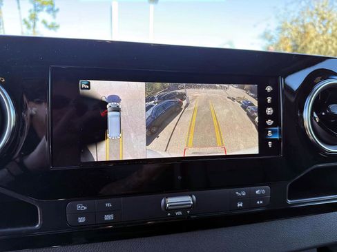 Used 2024 Mercedes-Benz Sprinter 144 Cargo image 26