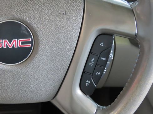 Used 2012 GMC Sierra 2500 SLT w/ SLT Convenience Package AWD/4WD image 39