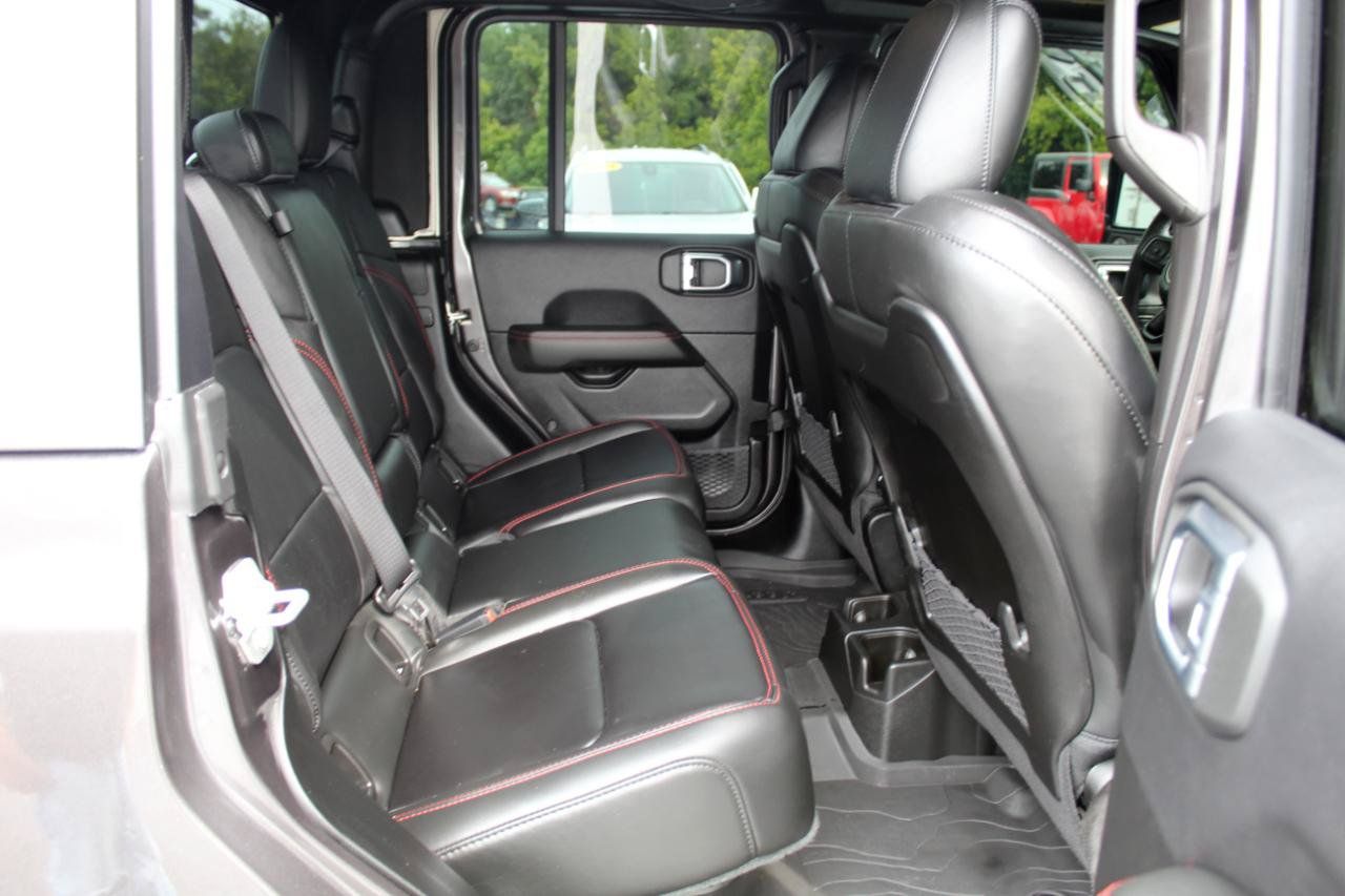 Used 2025 Jeep Gladiator Rubicon AWD/4WD image 12
