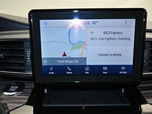 Used 2021 Ford Explorer Limited w/ Equipment Group 301A AWD/4WD image 14