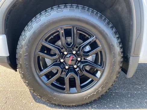 Certified 2024 GMC Sierra 1500 Elevation image 22