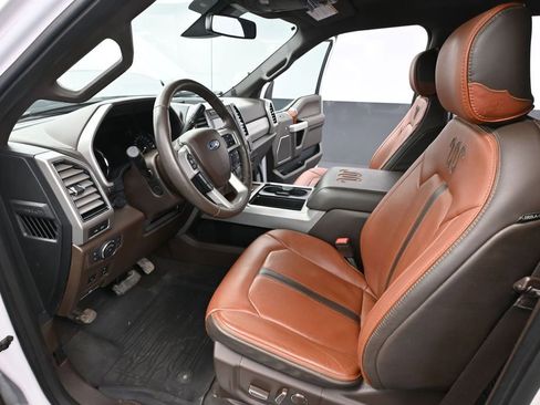 Used 2019 Ford F350 King Ranch w/ Tow Technology Bundle AWD/4WD image 22