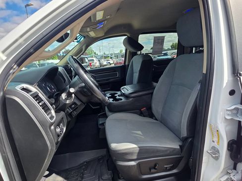 Used 2020 RAM 2500 Big Horn w/ Level 1 Equipment Group AWD/4WD image 4