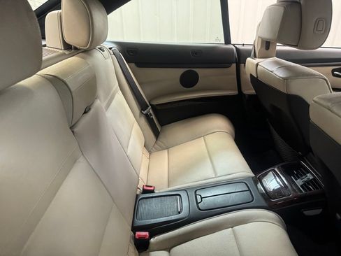 Used 2011 BMW 328i Convertible RWD image 21