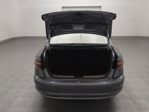 Used 2021 Volkswagen Jetta SE w/ SE Cold Weather Package FWD image 29