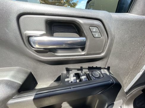 Certified 2019 Chevrolet Silverado 1500 Custom Trail Boss w/ Custom Convenience Package AWD/4WD image 21