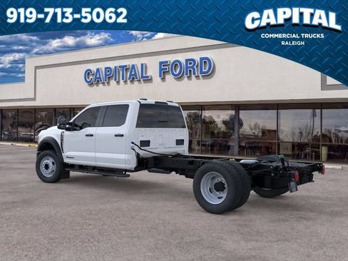 New 2026 Ford F550 4x4 Crew Cab image 4