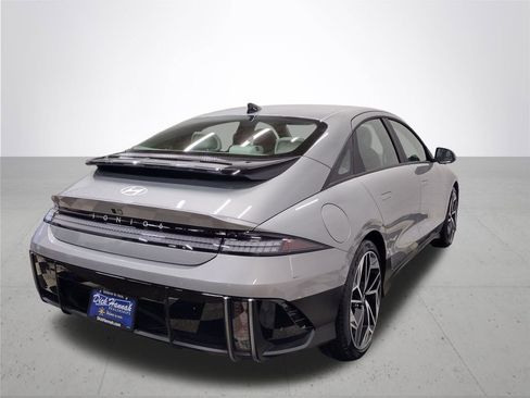 Certified 2025 Hyundai Ioniq 6 SEL image 15