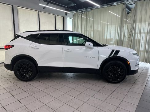 Used 2024 Chevrolet Blazer LT w/ LPO, Black Sport Package AWD/4WD image 3