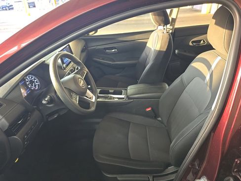 Used 2024 Nissan Sentra SV FWD image 7