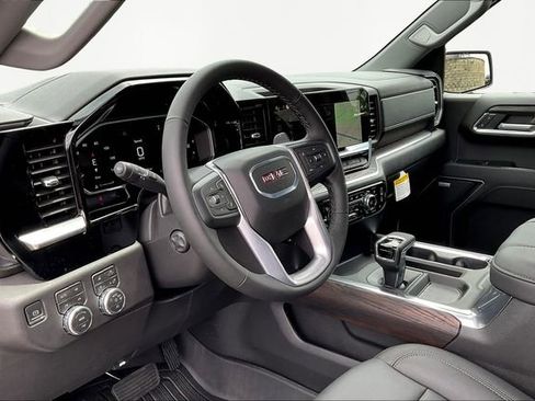 New 2026 GMC Sierra 1500 SLT w/ SLT Premium Plus Package image 7