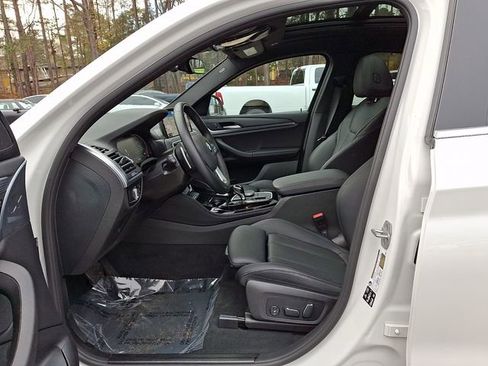 Used 2025 BMW X4 xDrive30i image 17