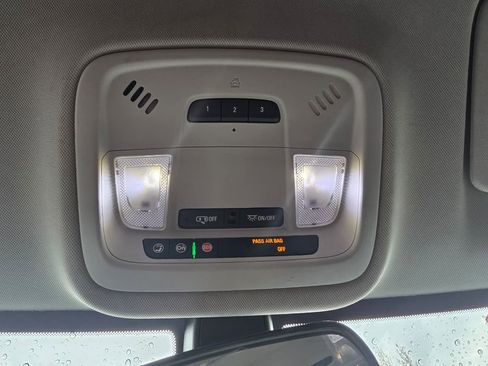 Used 2019 Chevrolet Traverse LT w/ LPO, Floor Liner Package AWD/4WD image 29