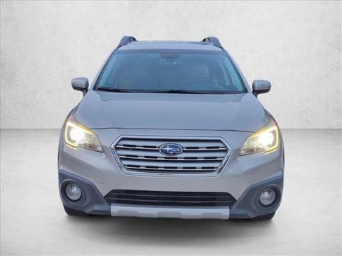 Used 2016 Subaru Outback 2.5i Limited AWD/4WD image 2
