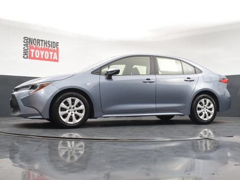 Used 2022 Toyota Corolla LE FWD image 24