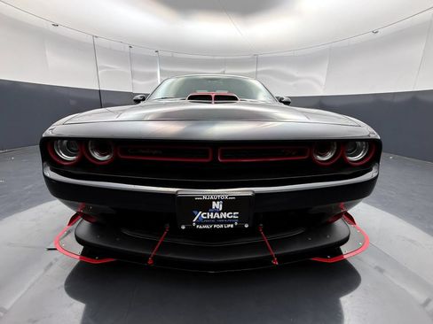 Used 2016 Dodge Challenger R/T Scat Pack RWD image 3