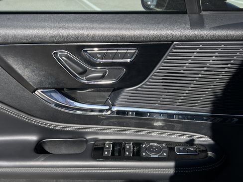 Certified 2022 Lincoln Corsair FWD w/ Premium Package image 28