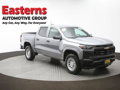 Used 2023 Chevrolet Colorado W/T RWD image 47