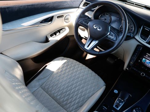 Used 2021 INFINITI QX50 Autograph w/ Premium White Leather Package image 25