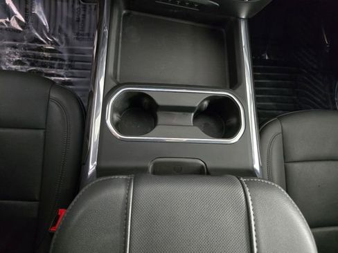 Used 2025 Chevrolet Silverado 3500 LTZ w/ LTZ Premium Package image 13