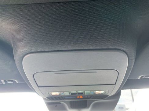 New 2025 Ford Expedition Platinum w/ Stealth Performance Package image 32