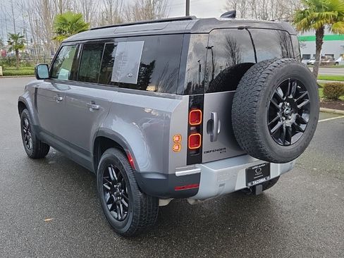 Used 2021 Land Rover Defender 110 SE image 3