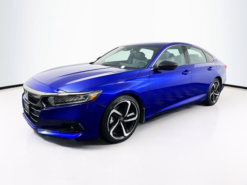 Used 2022 Honda Accord Sport image 3