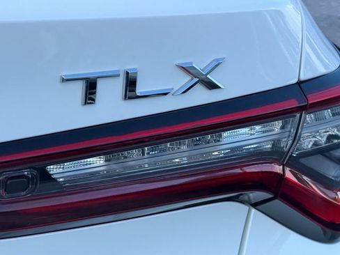Used 2025 Acura TLX w/ Technology Package FWD image 11