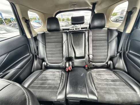 Used 2020 Mitsubishi Outlander SE image 19