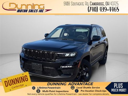 Used 2023 Jeep Grand Cherokee Limited w/ Luxury Tech Group II image 1