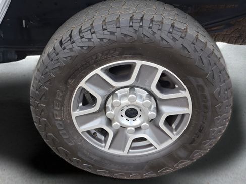 Used 2024 Ford F250 Lariat w/ FX4 Off-Road Package AWD/4WD image 29