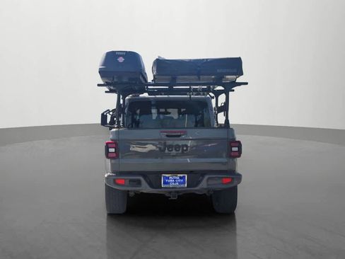 Used 2023 Jeep Gladiator Overland image 5