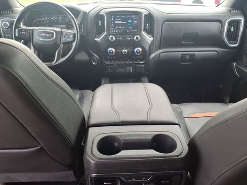 Used 2023 GMC Sierra 2500 AT4 w/ AT4 Preferred Package AWD/4WD image 13