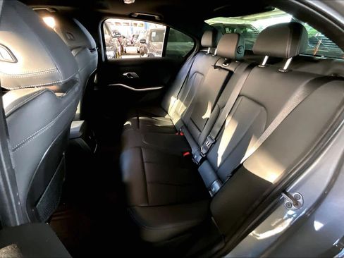 Used 2023 BMW 330i Sedan w/ M Sport Package image 20