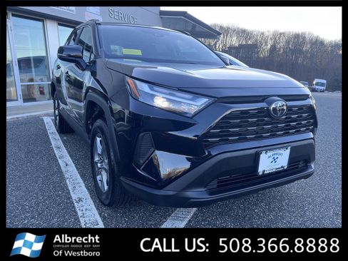 Used 2024 Toyota RAV4 XLE image 7