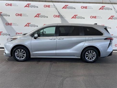 Certified 2021 Toyota Sienna LE FWD image 6
