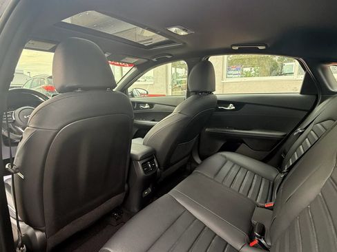 Used 2023 Kia Forte GT-Line w/ GT-Line Premium Package FWD image 10