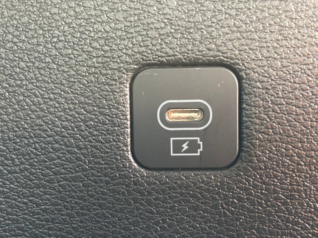 Used 2025 Kia Telluride S AWD/4WD image 12