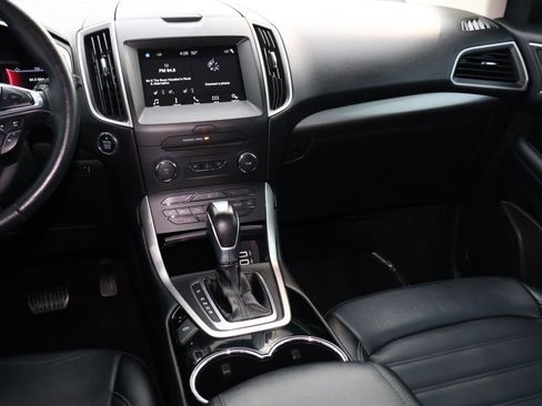 Used 2018 Ford Edge SEL w/ Equipment Group 201A image 11