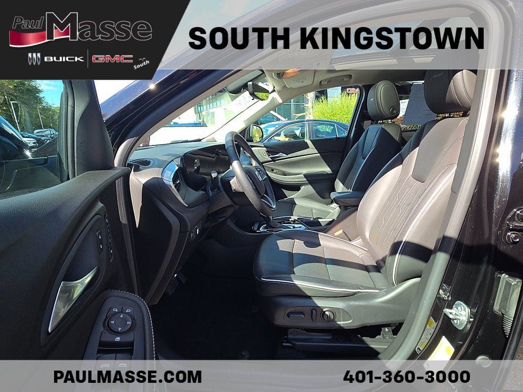 Used 2024 Buick Encore GX Avenir w/ Avenir Technology Package AWD/4WD image 17