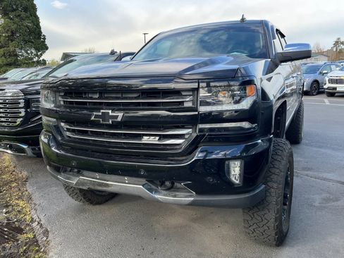 Used 2017 Chevrolet Silverado 1500 LTZ Z71 w/ LTZ Plus Package AWD/4WD image 1